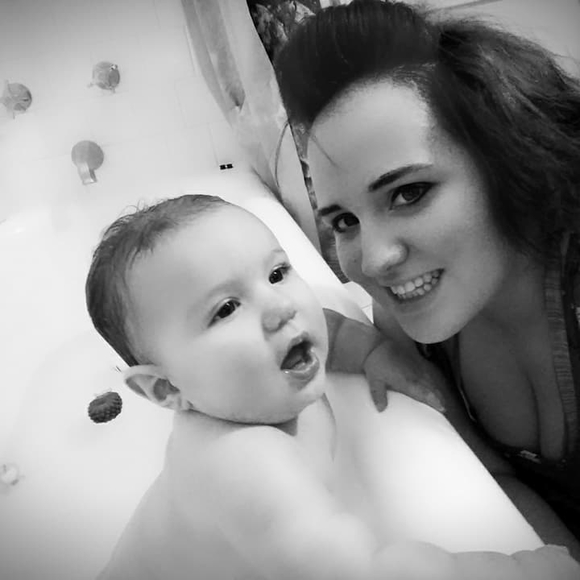 Meet your Posher, Arrielle - Picture 1 of 1